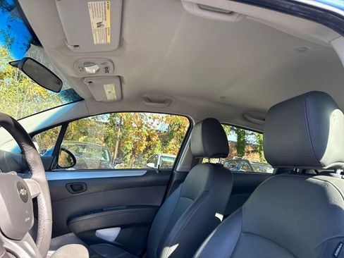 Used 2013 Chevrolet Spark LT image 21