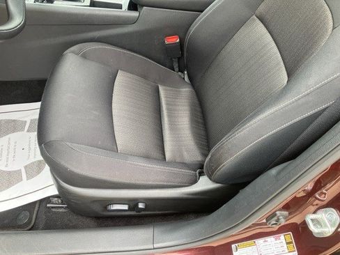 Used 2024 Nissan Altima 2.5 SV image 12