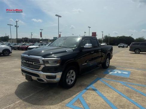 Used 2019 RAM 1500 Laramie AWD/4WD image 3