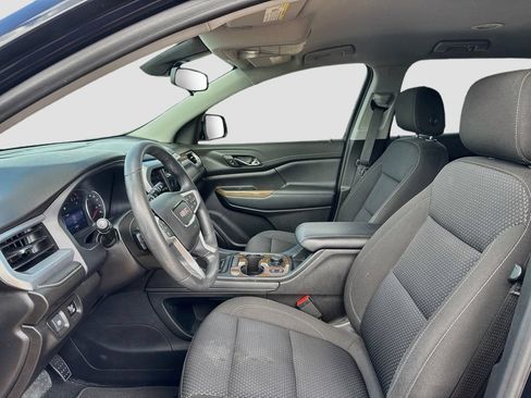 Used 2022 GMC Acadia SLE w/ Driver Convenience Package FWD image 10