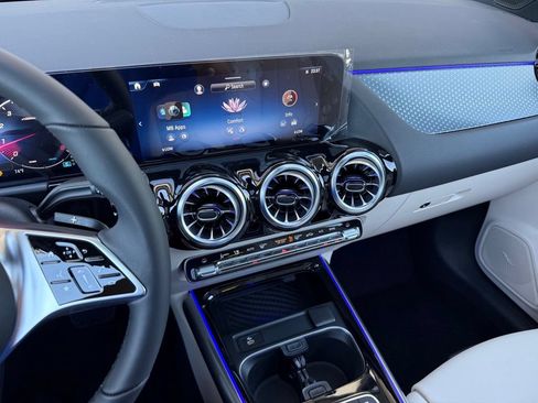 New 2026 Mercedes-Benz GLA 250 image 21