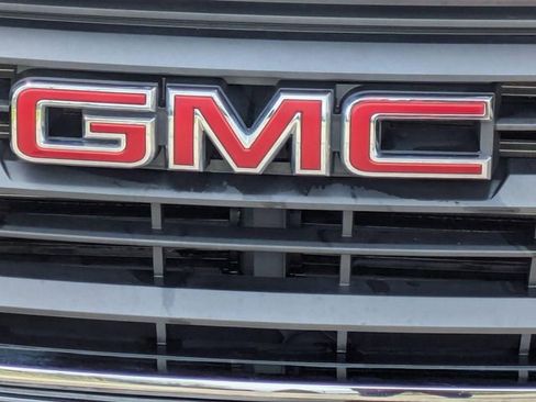 Used 2023 GMC Terrain SLE w/ Driver Convenience Package AWD/4WD image 9
