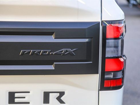 New 2026 Nissan Frontier PRO-4X image 9