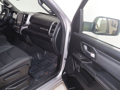 Used 2025 RAM 1500 Big Horn AWD/4WD image 30