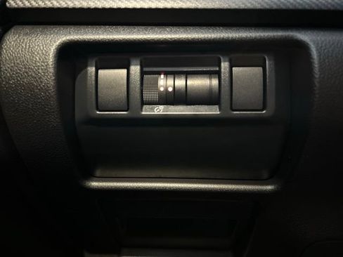 Used 2026 Subaru Crosstrek 2.5i AWD/4WD image 17