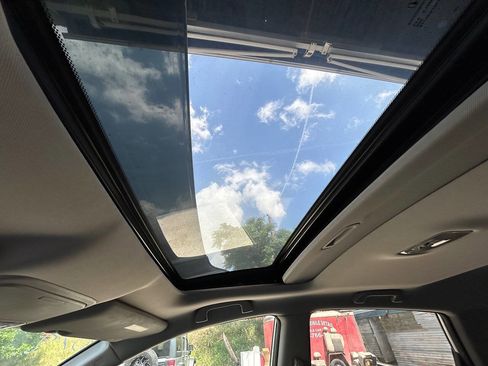 Used 2010 Honda CR-V EX-L image 4