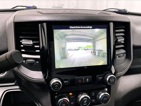 Used 2022 RAM 5500 Tradesman w/ Chrome Appearance Group AWD/4WD image 24