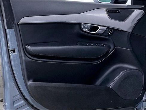 Certified 2023 Volvo XC90 B5 Core w/ Protection Package Premier image 23