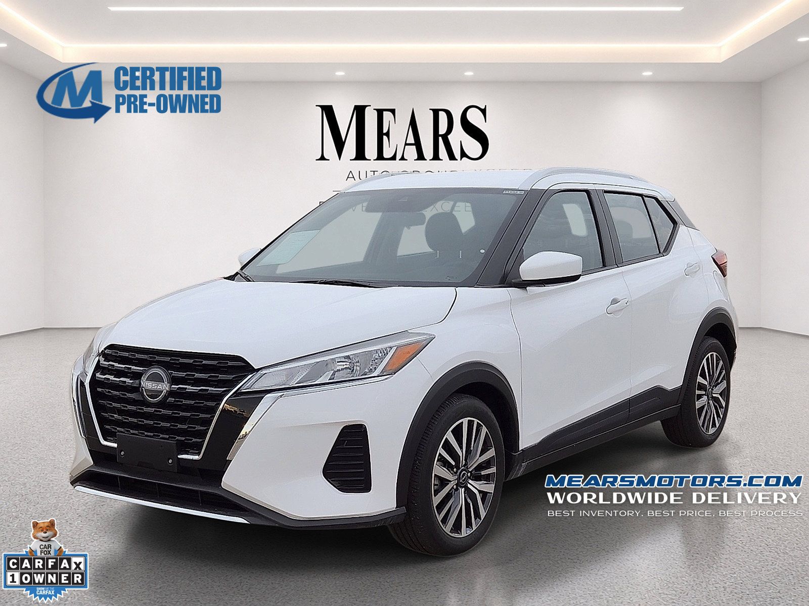 Used 2024 Nissan Kicks SV FWD image 1