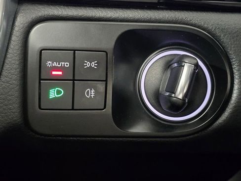 Certified 2023 Porsche Cayenne Platinum Edition AWD/4WD image 39
