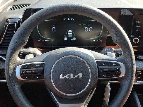 Used 2023 Kia Sportage LX AWD/4WD image 18