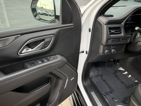 Used 2023 Chevrolet Tahoe RST w/ Luxury Package image 15