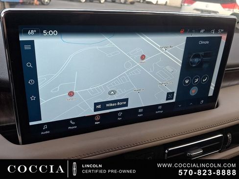 Certified 2022 Lincoln Nautilus Reserve AWD/4WD image 17