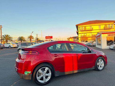 Used 2013 Chevrolet Volt Premium w/ Premium Trim Package image 8
