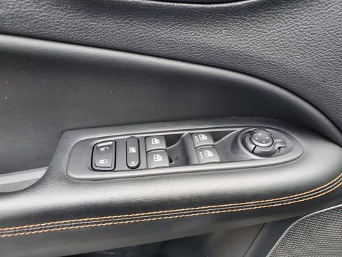 Used 2020 Jeep Compass Limited AWD/4WD image 18
