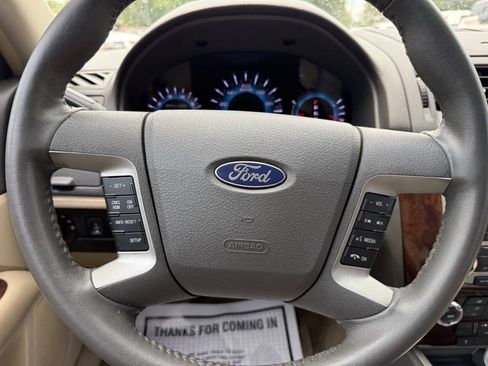 Used 2010 Ford Fusion SEL FWD image 23