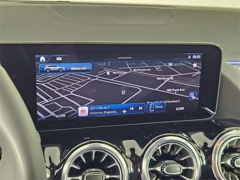 Certified 2025 Mercedes-Benz GLA 250 4MATIC image 28