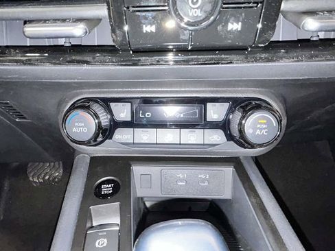 New 2026 Nissan Kicks SV image 19