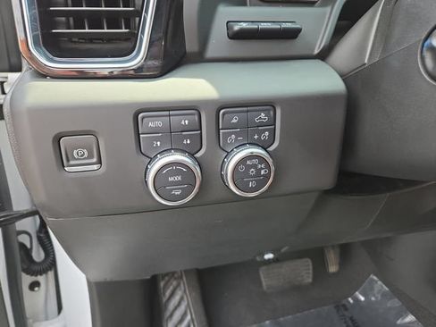 Used 2022 GMC Sierra 1500 Denali Ultimate AWD/4WD image 18