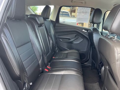 Used 2015 Ford Escape Titanium w/ Equipment Group 301A FWD image 34