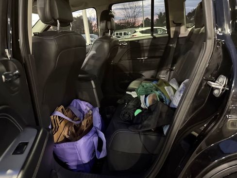 Used 2016 Jeep Compass High Altitude image 9