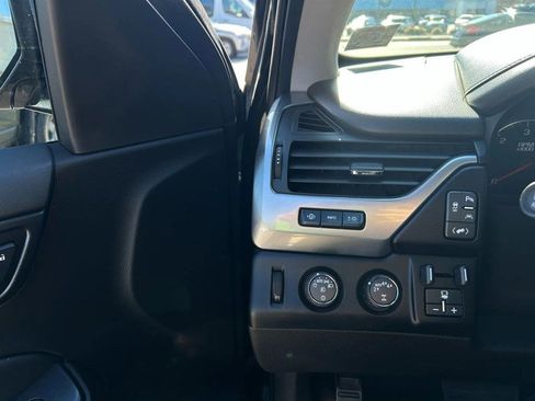 Used 2017 Chevrolet Tahoe Premier image 15