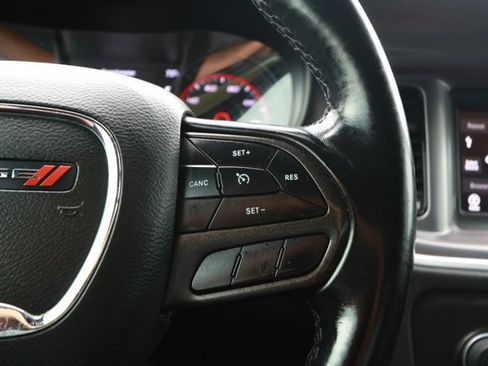 Used 2022 Dodge Charger SXT w/ Driver Convenience Group image 14