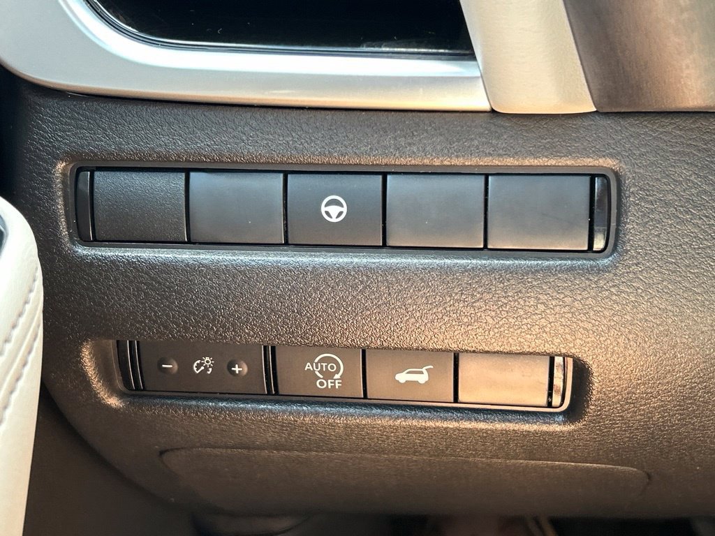 Certified 2024 Nissan Rogue SL FWD image 31