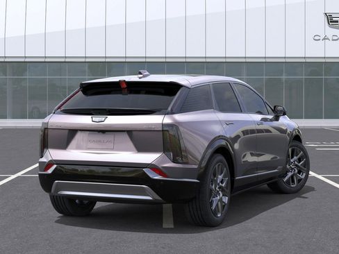 New 2026 Cadillac Optiq Luxury 1 image 4