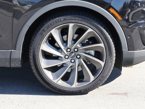 Used 2020 Lincoln Nautilus Reserve w/ Equipment Group 201A image 11