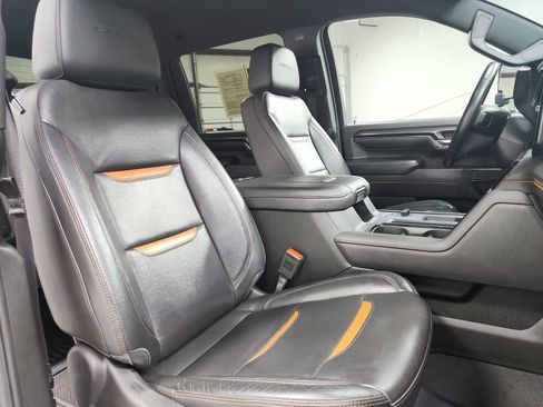 Used 2024 GMC Sierra 2500 AT4 w/ Max Trailering Package AWD/4WD image 46