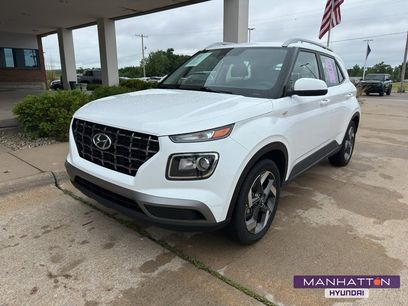 Used 2025 Hyundai Venue SEL