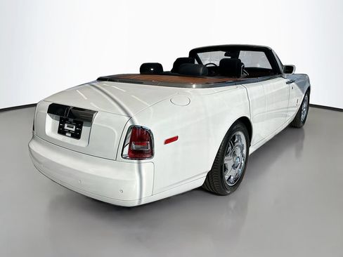 Used 2009 Rolls-Royce Phantom Drophead Coupe RWD image 9