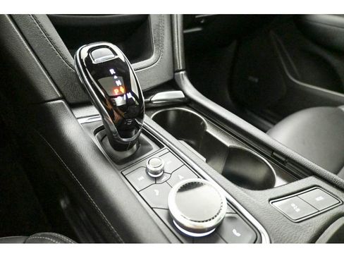 Used 2024 Cadillac XT5 Premium Luxury w/ Technology Package image 14