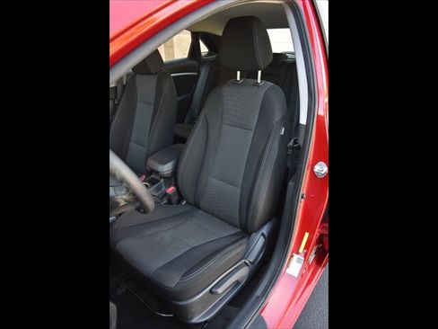 Used 2016 Hyundai Elantra GT image 15