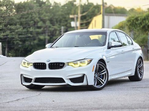 Used 2018 BMW M3 image 3