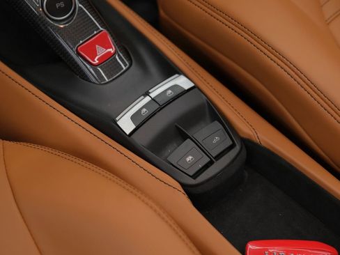 Used 2018 Ferrari 488 Spider RWD image 26