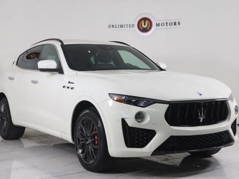 Used 2022 Maserati Levante Modena image 19
