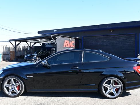 Used 2012 Mercedes-Benz C 63 AMG Coupe image 9