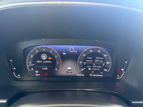 Used 2023 Honda Pilot Elite image 15
