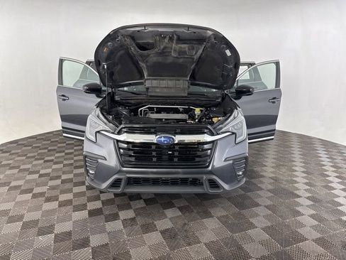 Used 2024 Subaru Ascent Limited w/ Technology Package image 13
