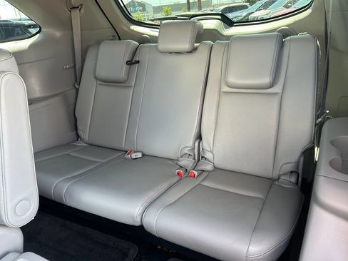 Used 2017 Toyota Highlander Limited w/ Carpet Mat Package AWD/4WD image 34