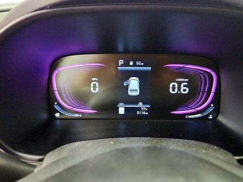 Used 2025 Kia Soul LX FWD image 15