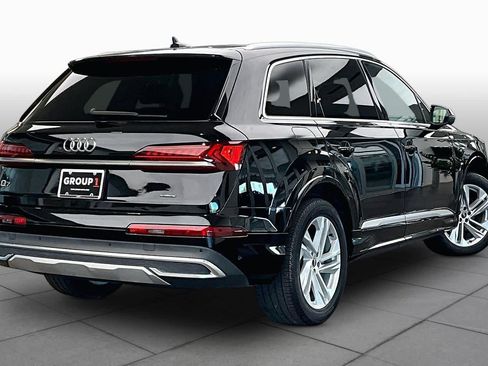 Used 2021 Audi Q7 2.0T Premium w/ Convenience Package AWD/4WD image 13