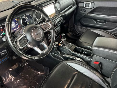 Used 2021 Jeep Wrangler Unlimited Sahara image 11