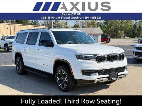 Used 2024 Jeep Wagoneer L Series III w/ Flexible Seating Group AWD/4WD image 1