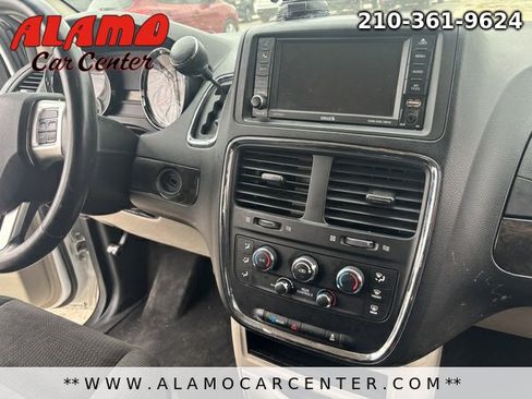 Used 2017 Dodge Grand Caravan SE w/ Power Window Group image 9