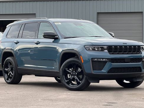 New 2026 Jeep Grand Cherokee L Limited w/ Limited Altitude Package image 2