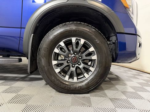Used 2024 Nissan Titan PRO-4X w/ Pro-4x Convenience Package AWD/4WD image 9