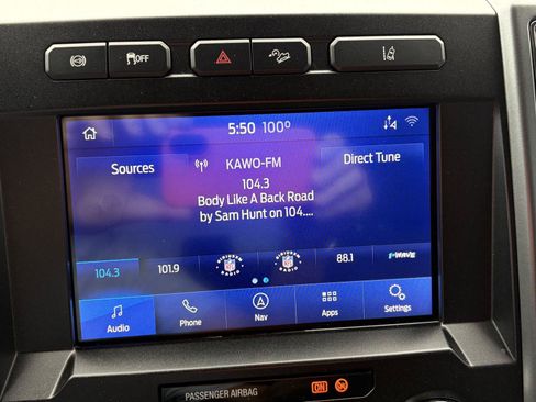 Used 2020 Ford F250 XLT w/ XLT Premium Package AWD/4WD image 19